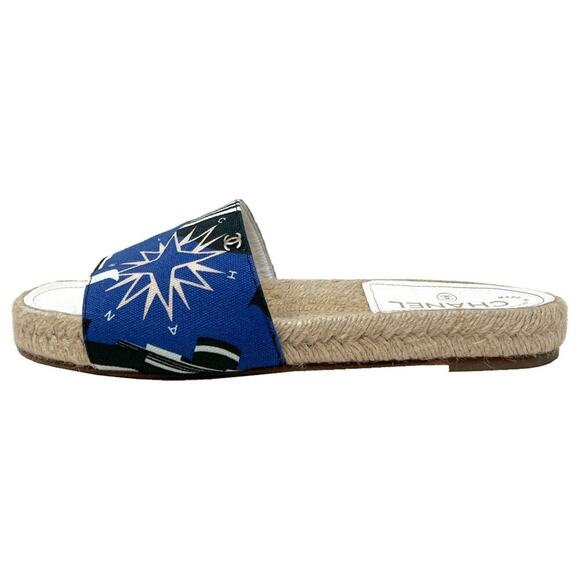Chanel Cruise Blue Graphic Canvas Espadrille Flat Sandals 38 EU - Picture 1 of 10